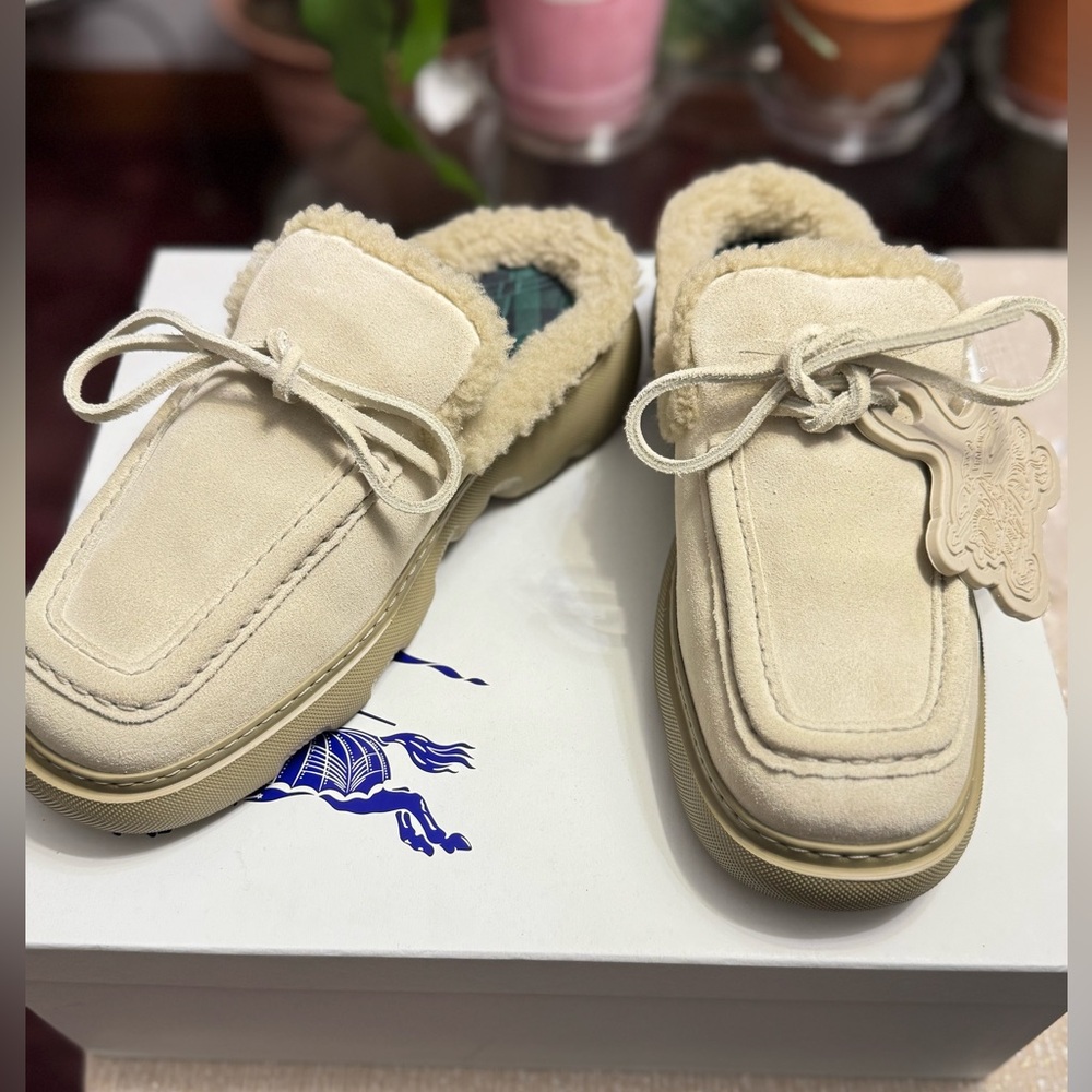 NWT Burberry Stony Shearling Trimmed Suede Mules 9.5